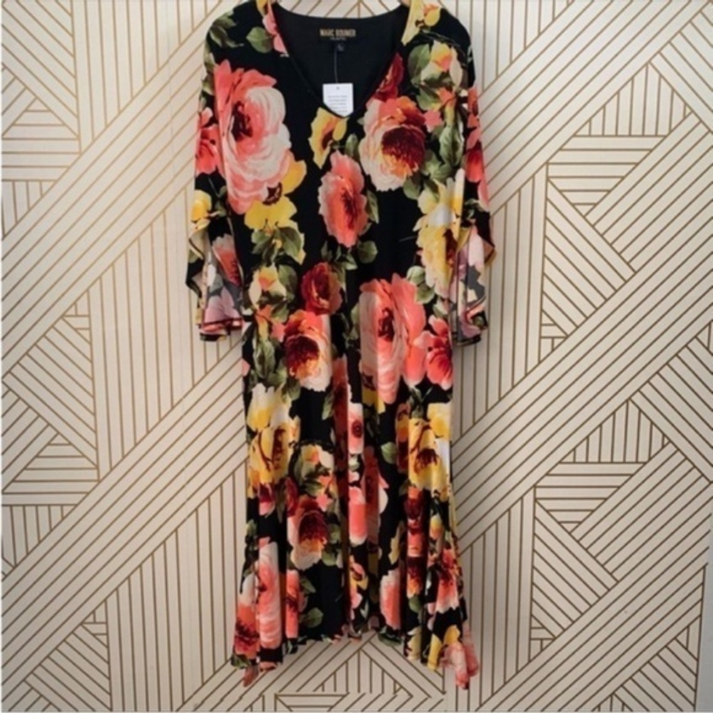⭐️ $10 Marc Bouwer Unlimited NWT midi length flowy bell sleeve dress floral